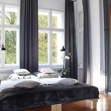 Szarotka Ii アパート