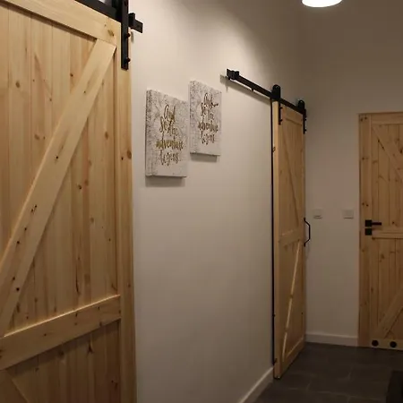 Szarotka Ii アパート *