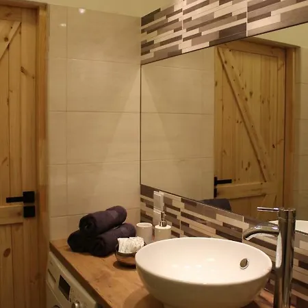 Apartament Szarotka Ii *